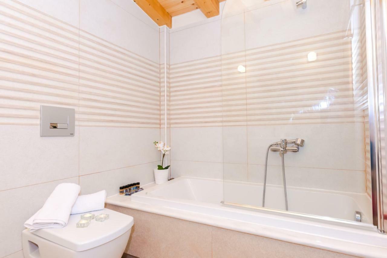 Mon Emvasia Margarites Villas Margarítesz Kültér fotó